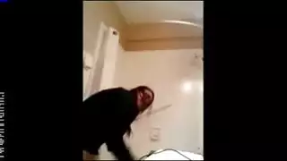 امرأة عربية هورني بمؤخرة ضخمة