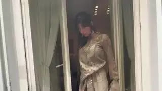 سأقوم بعمل مع مؤثر مسلم قبل العيد وأنا مارس الجنس فقط أثناء مسافرين الزوج
