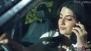 سميكة مكتب الكلبات سارة العربية وكارلا لين حصة زعماء الديك