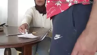 عائلة المحرمات: الجدة التركية الغريبة تحصل على زيارة من ابن زوجها في اسطنبول