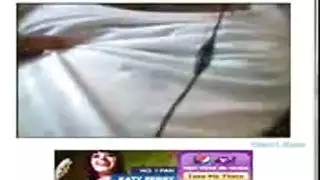 الرجل العربي يظهر مؤخرته كاميرا