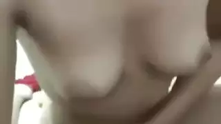 قحبة تونسية راكبة الزب