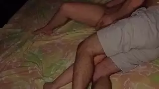 كس الطالب الرطب مفلس لن يتوقف عن كومينغ الفاخرة