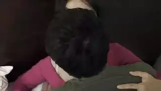 امرأة سمراء مفعم بالحيوية مص ديك ولها مهبل لها مارس الجنس.