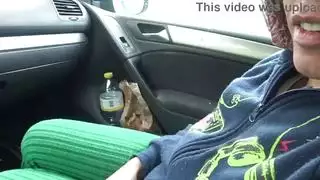 زوجة الأب الهواة التركية يعطي ربيب العذراء