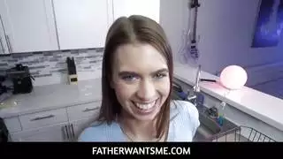 يتم القبض على زوجة الأب الغش – جيل كاسيدي البالغ من العمر 18 عامًا