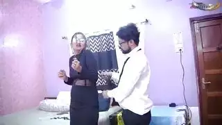 موظفي المكتب الخام المتشددين اللعنة مع رئيسها للترقية فيلم كامل