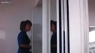 مشاهد جنسية من مسلسل مترجم للعربية