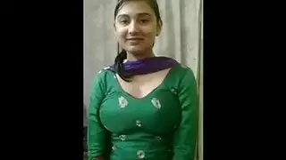 فيديو سكس هندي جد قوي ومثير مع كوبل جميل ناعم جدا