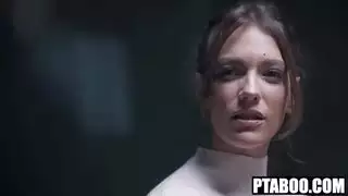 هارد ستوب الجزء كينا جيمس، ريغان فوكس، آنا كلير كلاودز، دييغو بيريز، ثيودورا داي، سارة عربي، ليتل بوك