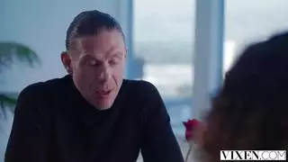 النساء الذين لعق كس حتى العظم