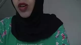 زوجة الديوث العربية الساخنة