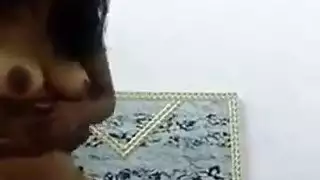 رامى الزبير فشخ كسم البت وشخرم كسها نياكه صح الصح