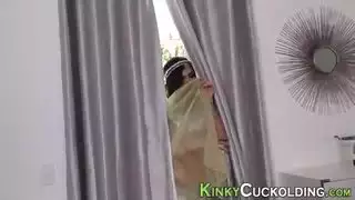 العربية دومينا الفم