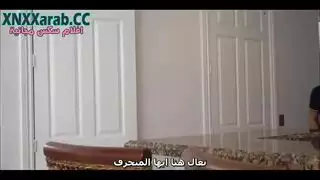 زوجة الأب تعاقب لص الملابس الداخلية