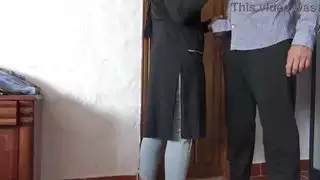 أصيب صبي التوصيل بالصدمة عندما سمحت له زوجته التركية المسلمة بمضاجعتها !!!