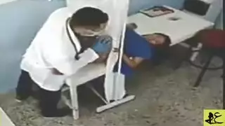 سكس دكتور في العيادة ينيك العيانات عربي